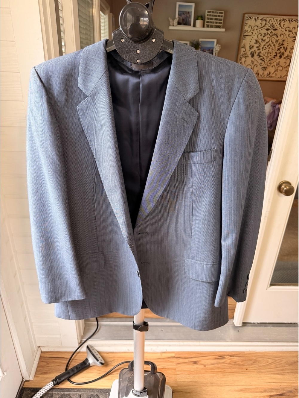Vivaldi Fabrics Men’s 2 Piece Suit Blue Gray Size 52S / US 42 Short ~40W Pants